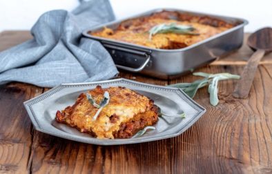 low carb Kürbis Lasagne mit Salbei & Preiselbeeren