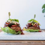 Low carb veggie Burger mit Karfiol-Quinoa Laibchen