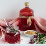 Rotklee Sirup ohne Zucker | Wildkraut gegen Frauenleiden