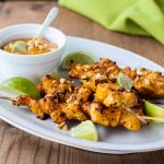 Chicken Satay Spieße mit Erdnusssauce