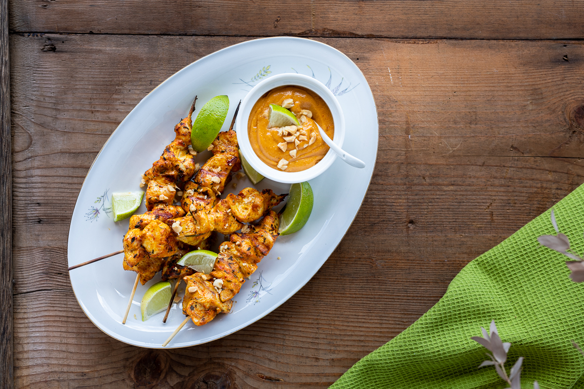 Chicken Satay Spieße mit Erdnusssauce