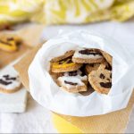 Low carb Halloween Kekse mit zuckerfreiem Icing