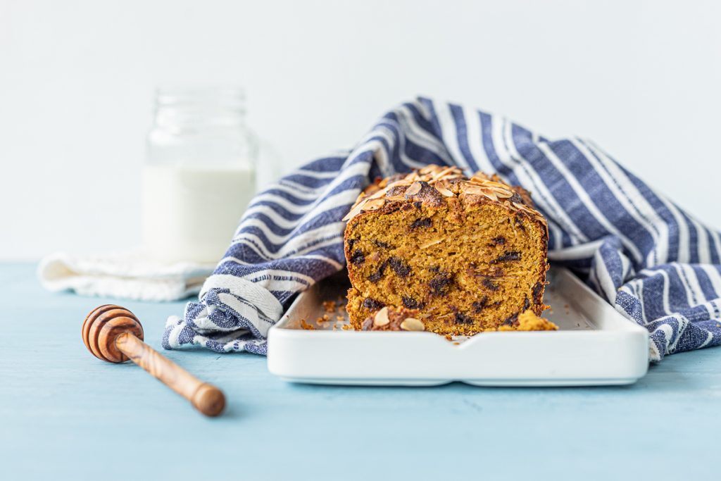 Low carb Kürbis Schoko Brot mit Mandeln