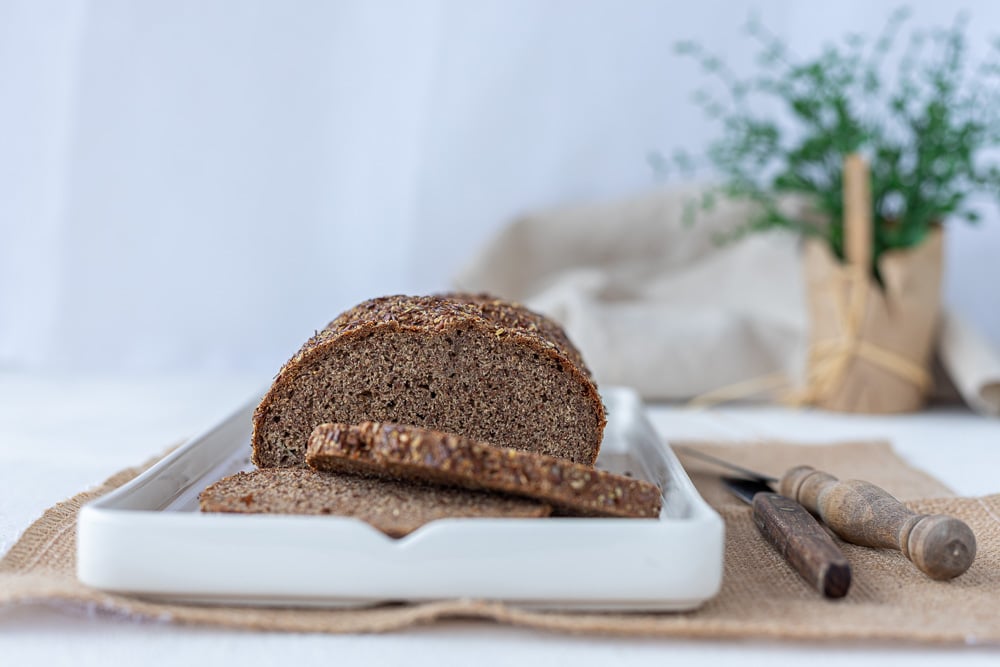 Low carb Leinsamen Brot | regional & glutenfrei
