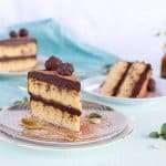 Low carb Zucchini Torte mit Schoko Ganache