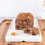 Zuckerfreies Vollkorn Apfelbrot mit Walnüssen (vegan)