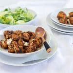 Gebackene Karfiol Bites mit Tahin Dip