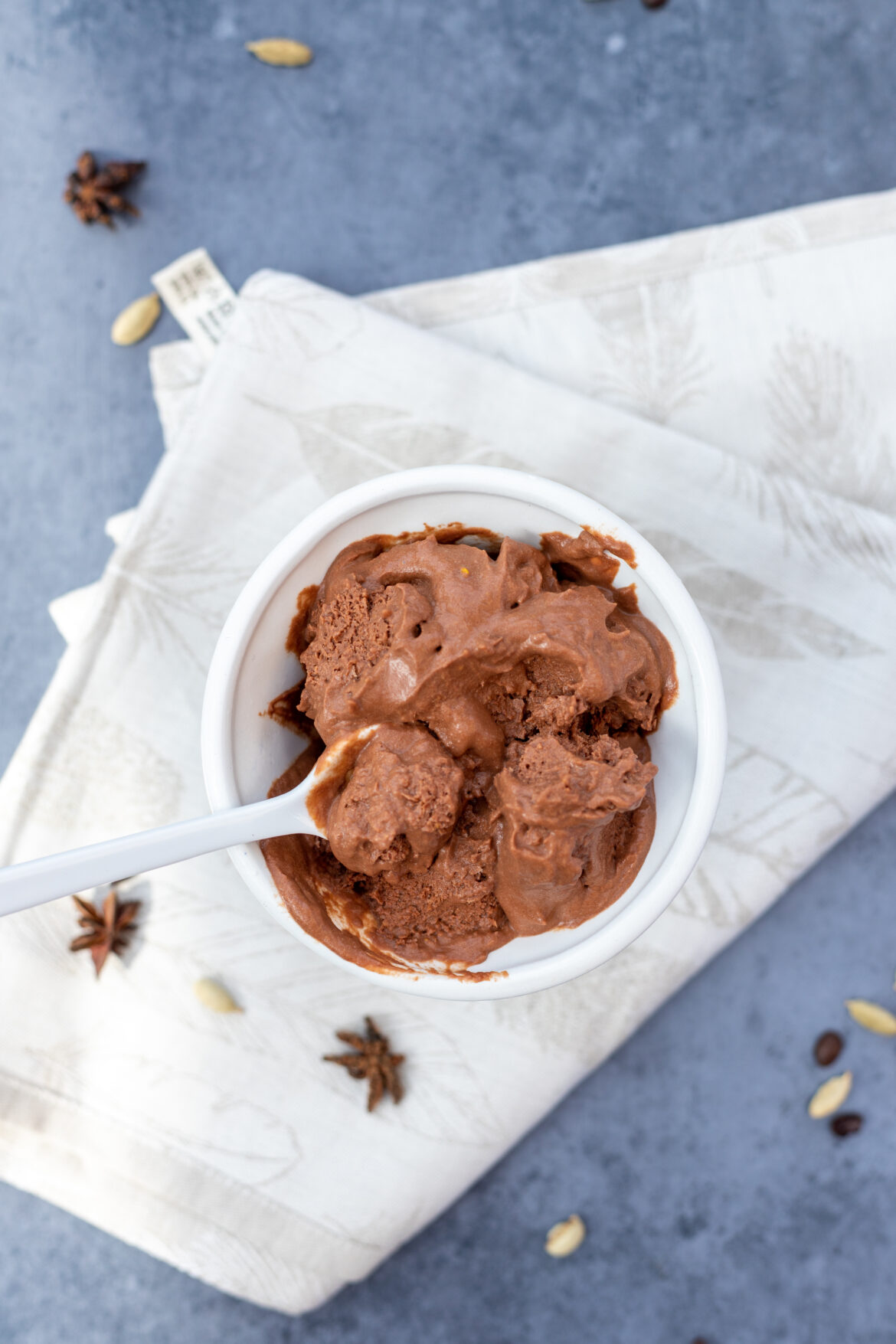 Zuckerfreie Schokoladen Nicecream ohne Banane (low carb &amp; glutenfrei)