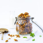 Zuckerfreies Kürbis Granola mit Energy Shot (vegan, low carb, glutenfrei)