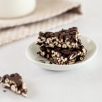 Zuckerfreier Knusper Riegel aus nur 3 Zutaten (low carb & glutenfrei)