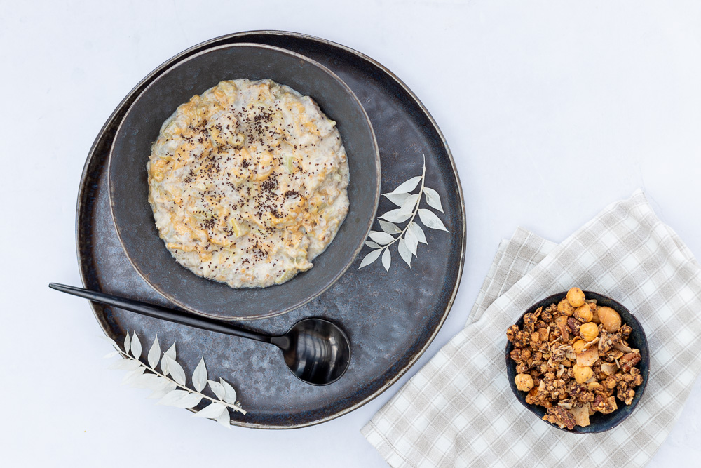 Low carb Rhabarber Porridge (zuckerfrei, glutenfrei, vegan)