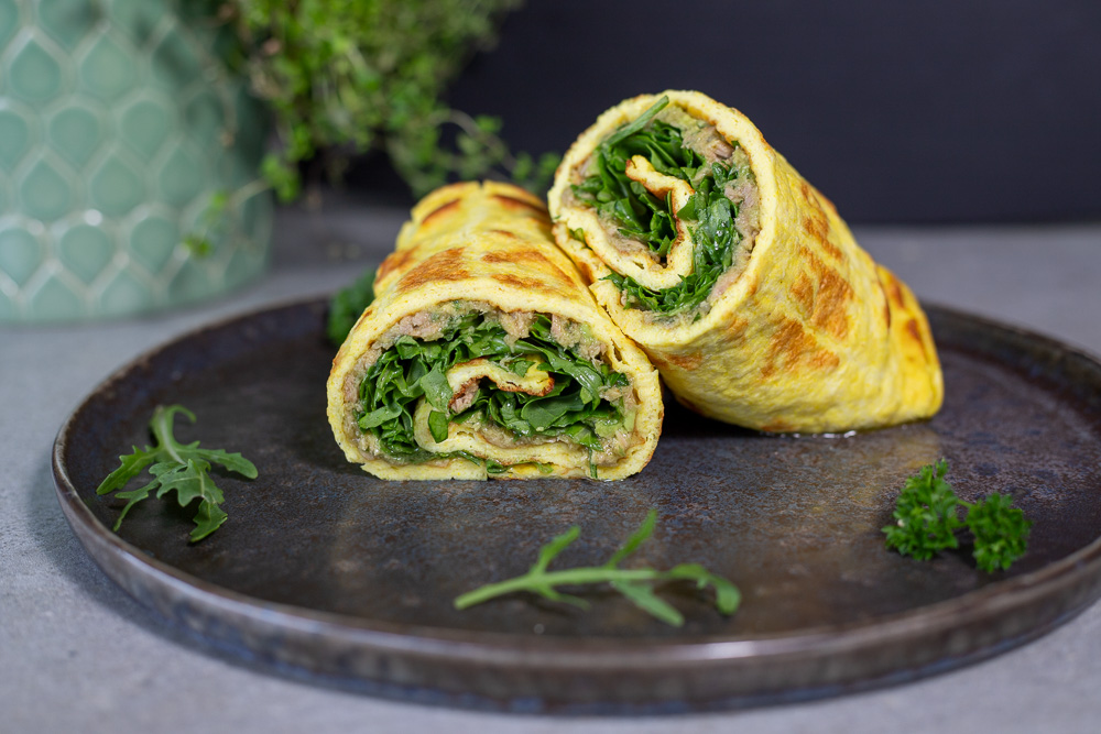 Low Carb Wrap mit Avocado-Thunfisch-Creme & Rucola