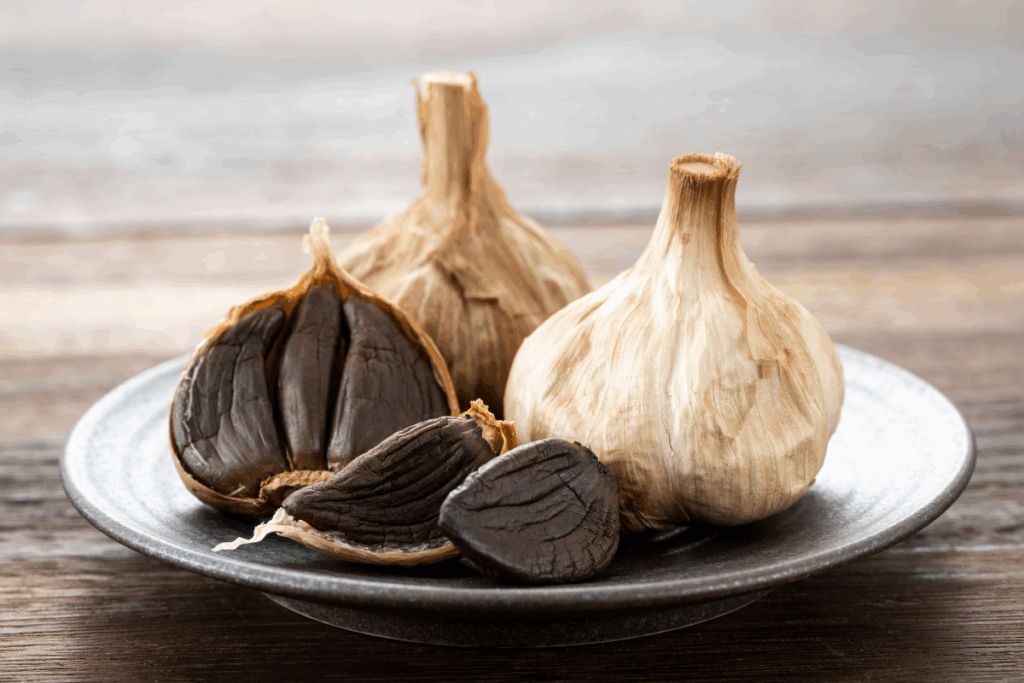 Schwarzer Knoblauch gegen oxidativen Stress: Wirkung, Studien & Anwendung